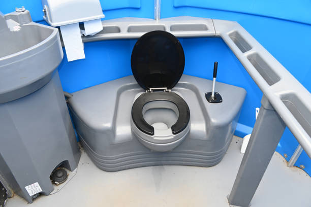 Best High-end porta potty rental  in Wayland, IA